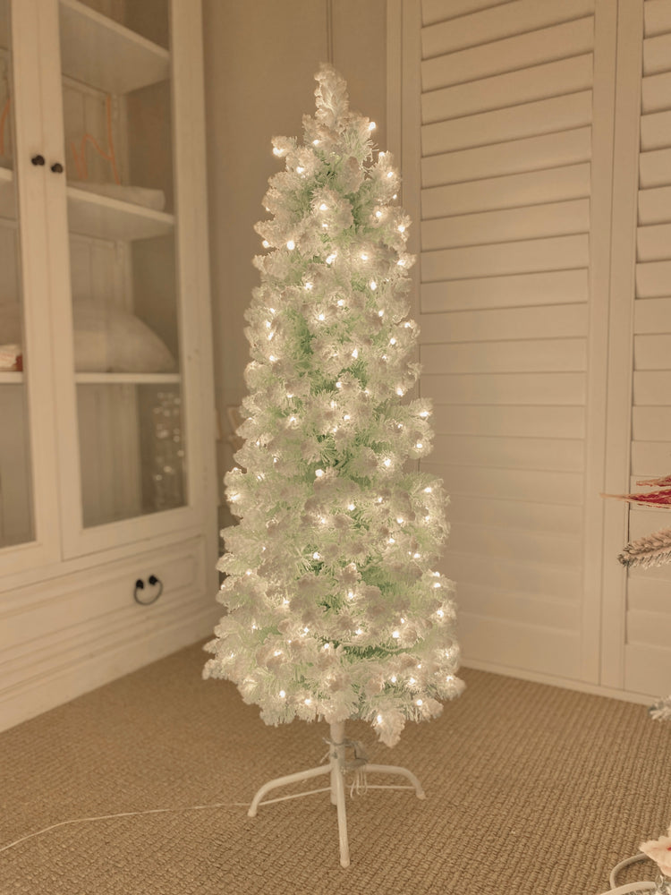 120cm 250LEDS Prelit Flocked Tree (Pink / Mint)
