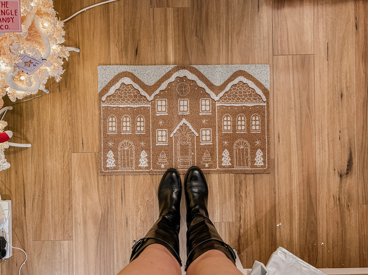 Gingerbread House Doormat