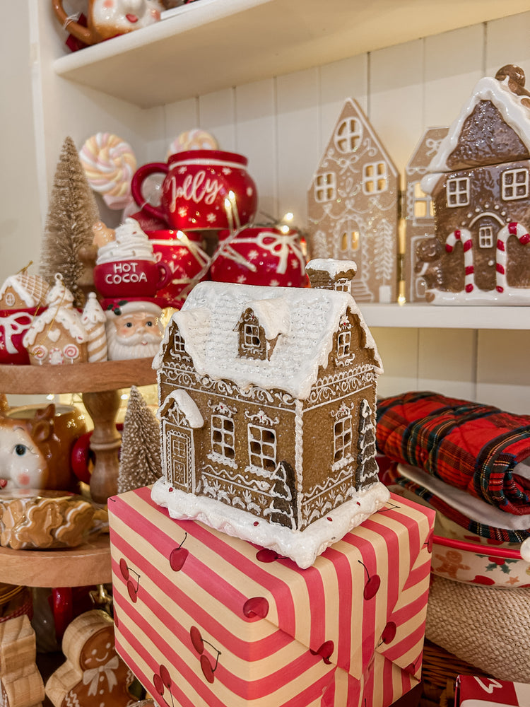 Gingerbread Cottage Light up House